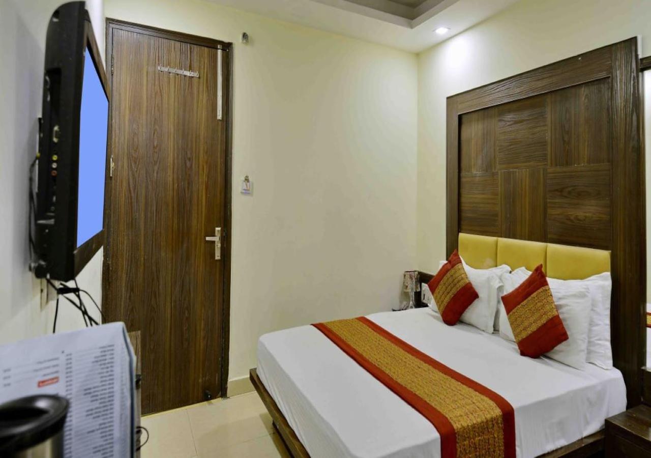 Hotel International Neelam Near New Delhi Railway Station 뉴델리 외부 사진