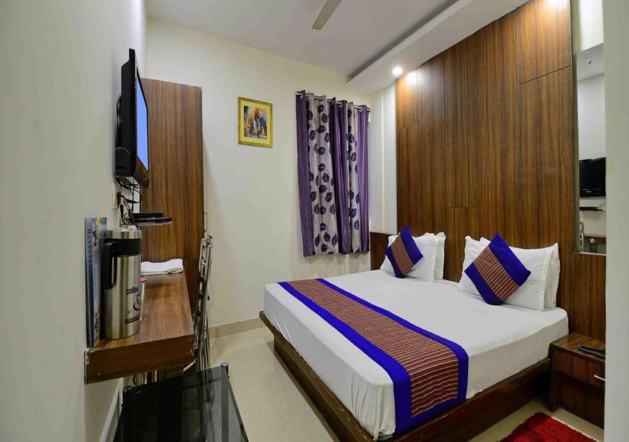 Hotel International Neelam Near New Delhi Railway Station 뉴델리 외부 사진