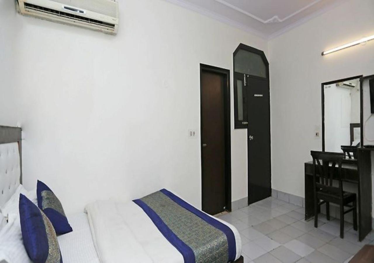 Hotel International Neelam Near New Delhi Railway Station 뉴델리 외부 사진